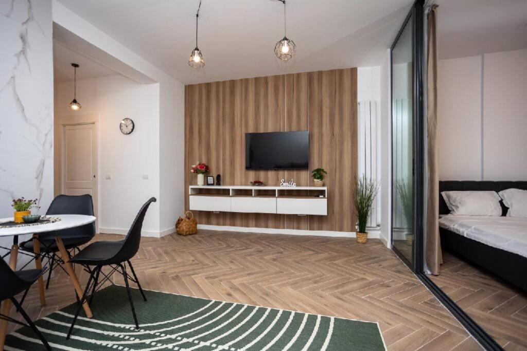 Trip Residence Năvodari Esterno foto